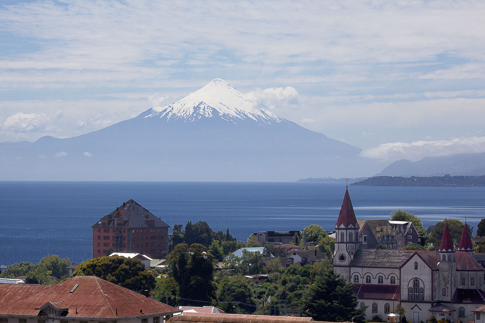 Puerto Varas, Lago Llanquihue e Vulcão Osorno, Chile, 2013.